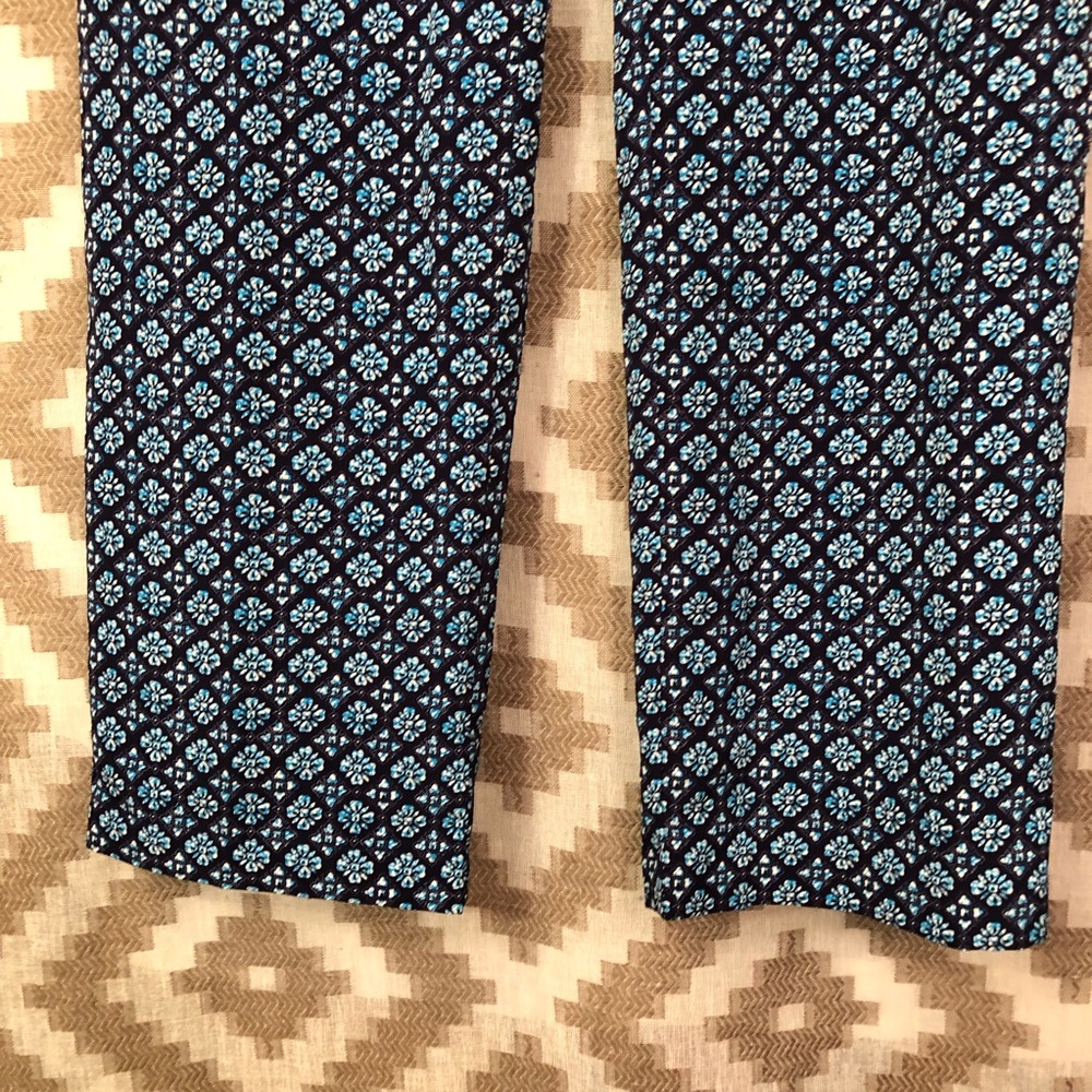 Talbots Blue Elastic Pull On Floral Silky Pants! - Picture 5 of 8